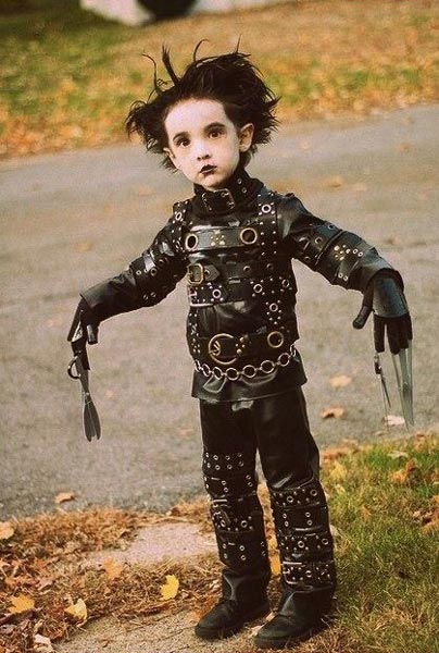 POTW-Cosplay-Edward-Scissorhands