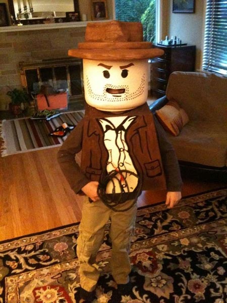 POTW-Cosplay-Lego-Indiana-Jones