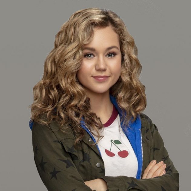 brec-bassinger-dc-stargirl-justsaying-asia