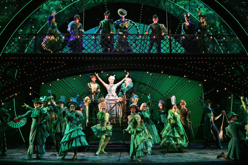 1.-The-Cast-of-Wicked,-Broadway-Production.-Photographer_Joan-Marcus